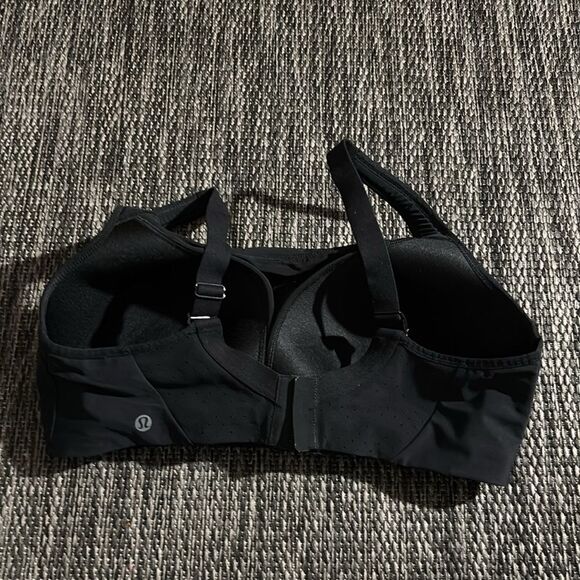 Lululemon Ta Ta Tamer II - Picture 2 of 7